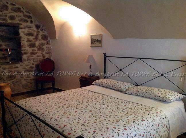La Torre Bed & Breakfast Dolceacqua Phòng bức ảnh