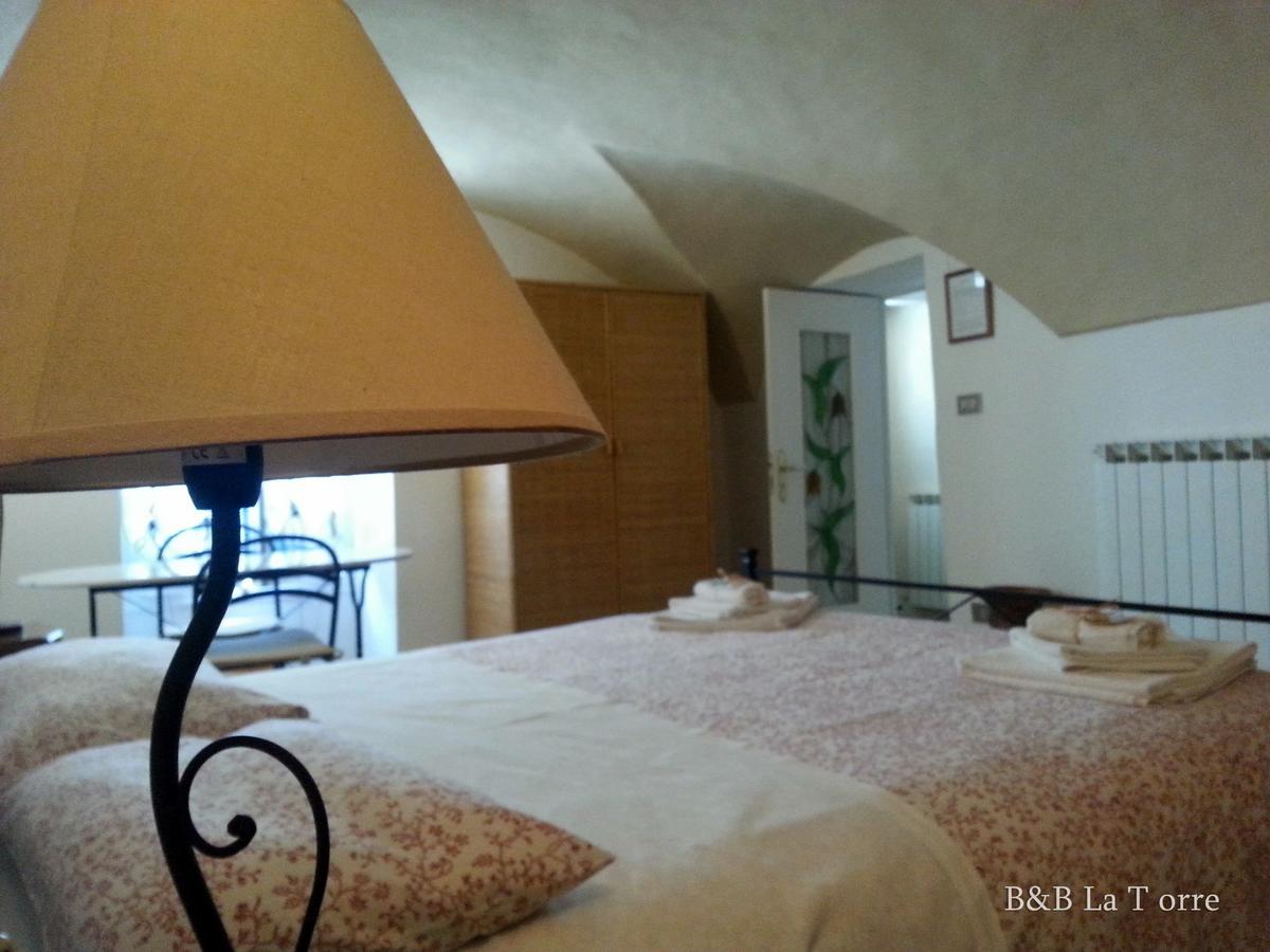 La Torre Bed & Breakfast Dolceacqua Phòng bức ảnh